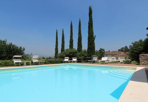 Calicantus, Verona, Pool, Wifi: Schwimmbad, Hazienda, Resort, Villa, Eco Hotel, Ferienort, Immergrün, Bauernhaus, Hof