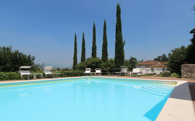 Calicantus, Verona, Pool, Wifi: Schwimmbad, Hazienda, Resort, Villa, Eco Hotel, Ferienort, Immergrün, Bauernhaus, Hof