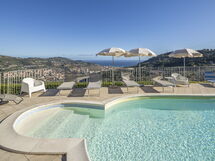 Villa Caroline, Private Pool and Seaview