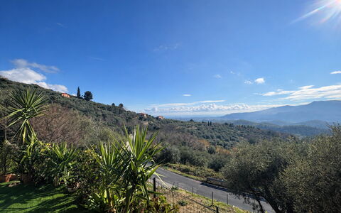 Casa di Bruna Seaview, Albenga: Himmel, Bergforms, Natur, Vegetation, Hügel, Horizont, Natürliche Landschaft, Hochland, Landschaft, Pflanzengemeinschaft