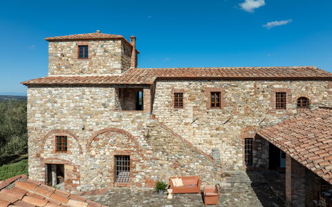 Il Gabbro, Luxury Experience: Wand, Gebäude, Die Architektur, Fassade, Steinwand, Mauerwerk, Backstein, Tür, Estate, Cobblestone