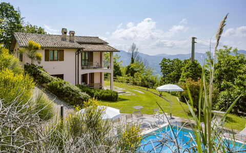 Villa Altavista: Haus, Zuhause, Grundstueck, Hütte, Bauernhaus, Garten, Estate, Villa, Landscaping, Balkon