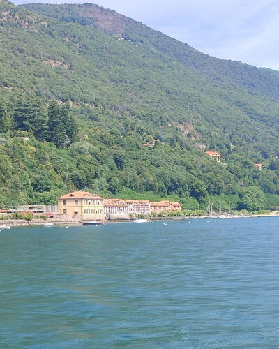 Blu Lake: Wasservorräte, Wasser, Gewässer, Küsten Und Ozeanische Forms, Wasserweg, Landschaft, Wasserlauf, Hochland, Küste, Bank