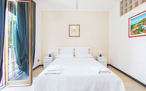 Happy House: Interior Design, Fussboden, Flooring, Möbel, Wohnung, Zimmer, Zuhause, Bett, Schlafzimmer, Decke