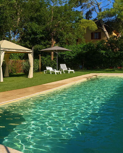 Suite Orchidea Seaside and Pool: Schwimmbad, Resort, Schatten, Hinterhof, Garten, Eco Hotel, Freizeit, Landscaping, Hazienda, Water Feature