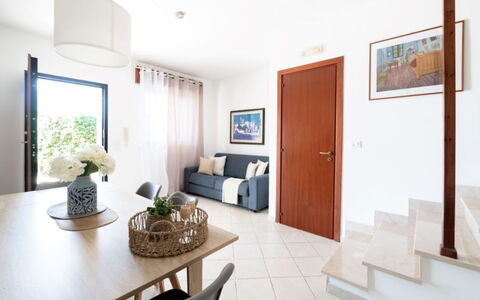 Villa Vitalis: Flooring, Interior Design, Fussboden, Zuhause, Möbel, Tür, Wohnung, Zimmer, Stuhl, Wohnzimmer