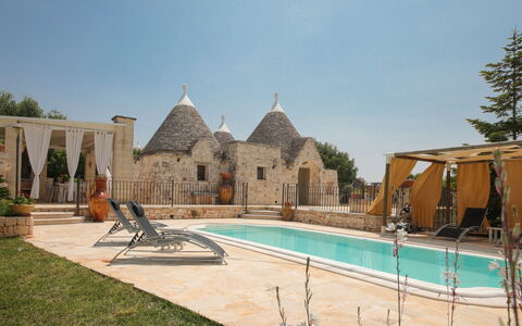 Trulli Retreat, Pool, Locorotondo: Schwimmbad, Villa