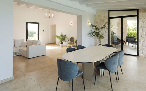 Villa Netina: Möbel, Interior Design, Flooring, Fussboden, Wand, Tabelle, Holz, Stuhl, Küche & Esszimmer Tisch, Esszimmer