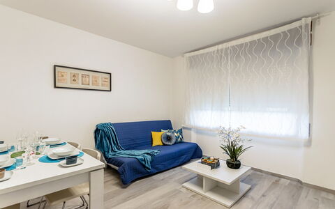 Casa Tania: Interior Design, Möbel, Couch, Wohnung, Zimmer, Flooring, Fussboden, Zuhause, Wohnzimmer