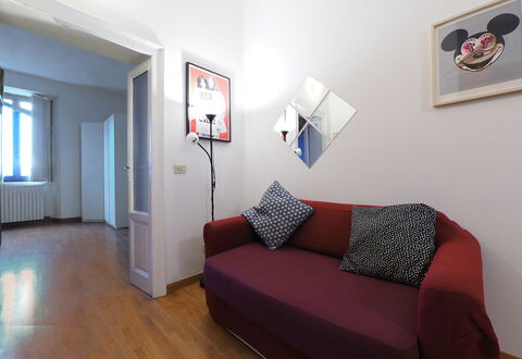 Suite Meda: Möbel, Wand, Interior Design, Flooring, Fussboden, Holz, Zimmer, Wohnung, Couch, Wohnzimmer