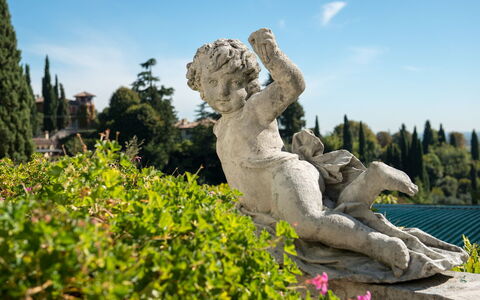 Galero: Statue, Skulptur, Strauch, Kunst, Wahrzeichen, Monument, Garten, Frühling, Klassische Skulptur, Rasen-Verzierung