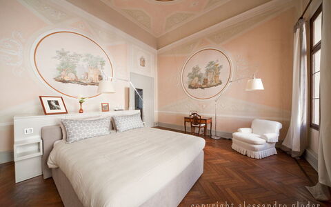 Jasmine Villa: Interior Design, Möbel, Wand, Schlafzimmer, Decke, Bett, Fussboden, Flooring, Textil, Zimmer