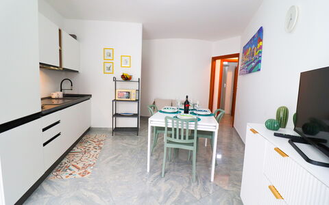 Casa Kalès Otranto – Holiday Home 4 Guests – Ac, W: Flooring, Interior Design, Holz, Möbel, Fussboden, Küche, Zimmer, Countertop, Major Appliance, Wohnung