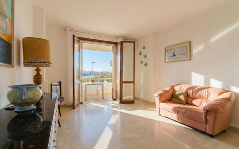 Stella Marina: Flooring, Fussboden, Interior Design, Wohnung, Zimmer, Decke, Wohnzimmer, Holzboden, Holzbeize