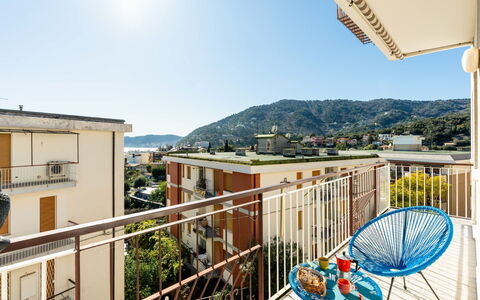 Orizzonte Blu Alassio: Wohngebiet, Wohnung, Balkon, Eigentumswohnung, Hotel, Penthouse