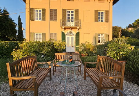 Villa Il Torrazzo, Vista Mare, Massarosa: Strauch, Haus, Fassade, Zuhause, Garten, Hütte, Estate, Tür, Ground, Bauernhaus