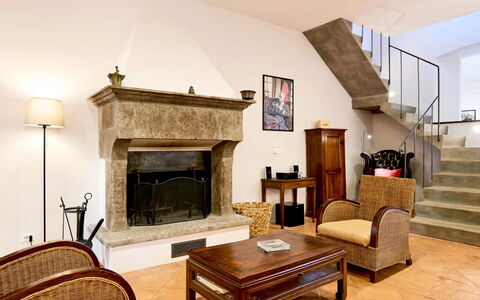 Podere i Prati: Möbel, Interior Design, Flooring, Holz, Fussboden, Zimmer, Beleuchtung, Decke, Zuhause, Wohnzimmer