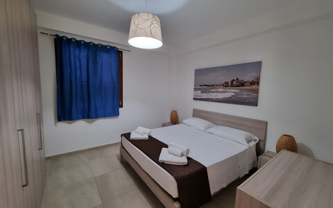 Borgo Vigata 3: Holz, Fussboden, Möbel, Interior Design, Flooring, Wohnung, Decke, Holzbeize, Stuhl, Hartholz