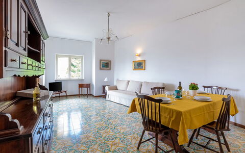 Casa Iago: Flooring, Fussboden, Interior Design, Zimmer, Decke, Möbel, Fliese, Holzboden