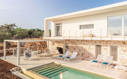 Villa Panita: Schwimmbad, Gartenmöbel, Estate, Resort, Villa, Stuhl, Sonnenliege, Design, Terrasse, Eco Hotel