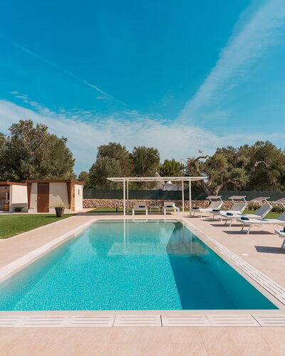 Villa Il Gelsomino: Schwimmbad, Resort, Verbundwerkstoff, Estate, Schatten, Thermae, Water Feature, Hazienda, Design, Villa