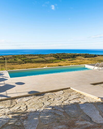 Villa Lily: Blau, Schwimmbad, Flagstone, Walkway, Fliese