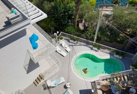 Villa del Cantone: Schwimmbad, Resort, Gartenmöbel, Verbundwerkstoff, Eco Hotel, Estate, Freizeit, Schatten, Villa, Thermae