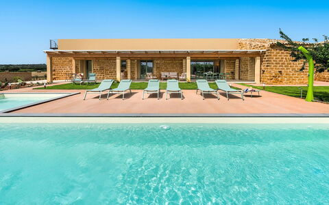 Villa Clemente: Schwimmbad, Resort, Hotel, Villa, Hof