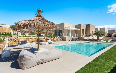 Villa Cornino: Resort, Schwimmbad, Wohnung, Eco Hotel, Gartenmöbel, Estate, Schatten, Villa, Hotel, Sonnenliege