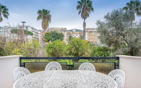 Casa Lucio: Stuhl, Balkon, Schatten, Eco Hotel, Resort, Gartenmöbel, Villa, Hotel, Küche & Esszimmer Tisch