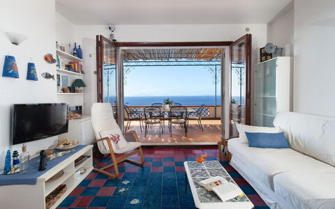 Sea Scent: Möbel, Fussboden, Meer, Flooring, Interior Design, Tabelle, Stuhl, Wohnzimmer, Couch, Ozean