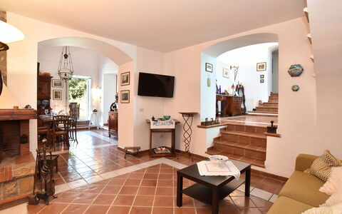 Villa Birbante: Möbel, Interior Design, Flooring, Decke, Stuhl, Tabelle, Fussboden, Zimmer, Wohnzimmer, Couch