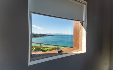 Iris House: Meer, Ozean, Küste, Schatten, Bucht, Tropen, Klang, Fensterbehandlung, Strand