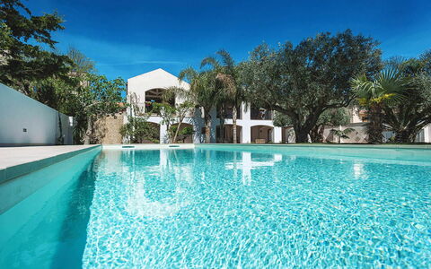 Casa Kita: Blau, Schwimmbad, Resort, Verbundwerkstoff, Estate, Hazienda, Villa, Schatten, Eco Hotel, Hotel