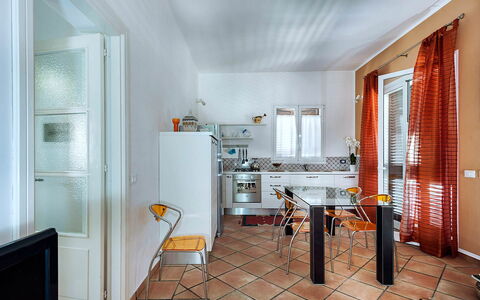 Casa Kita: Möbel, Flooring, Interior Design, Fussboden, Decke, Küche, Stuhl, Zimmer, Zuhause, Beleuchtung
