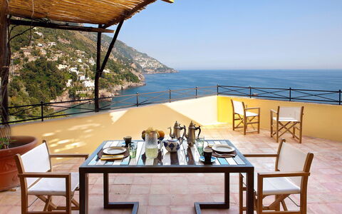 Casa la Riva: Möbel, Stuhl, Tabelle, Gartenmöbel, Küche & Esszimmer Tisch, Tisch Im Freien, Resort, Kaffetisch, Esszimmer, Eco Hotel