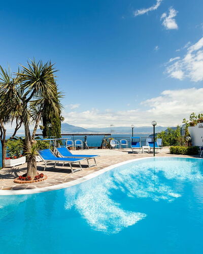 Villa Angel: Blau, Resort, Küsten Und Ozeanische Forms, Meer, Küste, Schwimmbad, Ozean, Eco Hotel, Hotel, Tropen