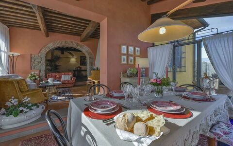 Villa delle Rose: Möbel, Interior Design, Wand, Stuhl, Tabelle, Esszimmer, Küche & Esszimmer Tisch, Flooring, Zimmer, Beleuchtung