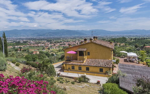 Villa delle Rose: Landschaft, Ländliches Gebiet, Dorf, Hütte, Bergstation, Bergdorf, Bauernhaus, Villa