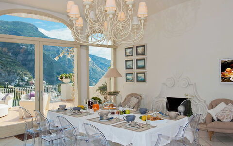 Villa Moresca: Möbel, Interior Design, Stuhl, Tabelle, Decke, Esszimmer, Textil, Küche & Esszimmer Tisch, Beleuchtung, Zimmer