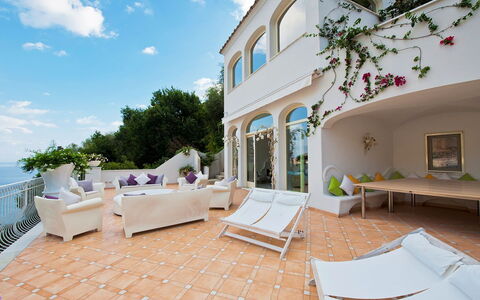 Villa Moresca: Die Architektur, Resort, Balkon, Zuhause, Möbel, Estate, Gartenmöbel, Eco Hotel, Villa, Schwimmbad