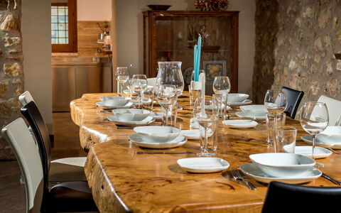 Villa Thalia: Möbel, Holz, Tabelle, Geschirr, Interior Design, Esszimmer, Küche & Esszimmer Tisch, Stuhl, Kelche, Servierware