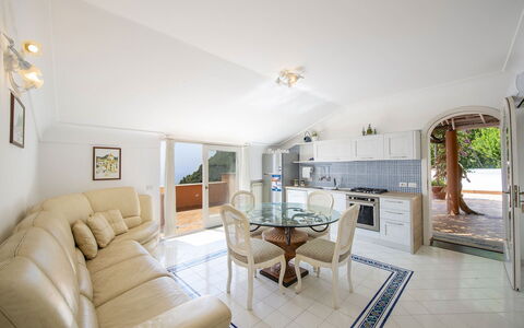 Casa Gioia: Möbel, Interior Design, Flooring, Fussboden, Decke, Couch, Tabelle, Zimmer, Stuhl, Wohnzimmer