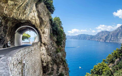 Casa Li Galli: Küste, Küsten Und Ozeanische Forms, \Fels, Terrain, Meer, Landspitze, Cliff, Touristenattraktion, Ozean, Geologie