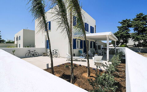 Casa Riccio: Wohngebiet, Zuhause, Verbundwerkstoff, Wohnung, Schatten, Estate, Beton, Villa, Balkon