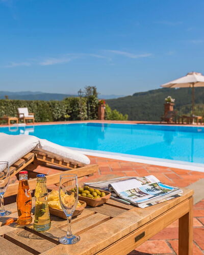 Villa del Colle: Schwimmbad, Resort, Eco Hotel, Estate, Hazienda, Gartenmöbel, Sonnenliege, Villa, Hotel, Ferienort