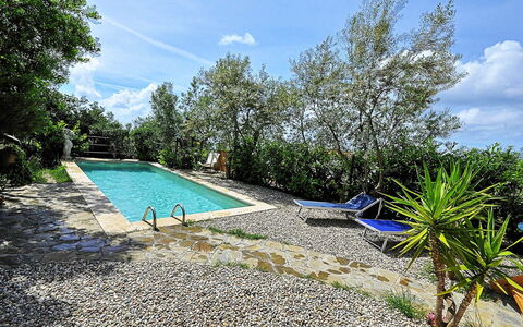 Villa del Mare: Blau, Garten, Hinterhof, Landscaping, Schatten, Garten, Schwimmbad, Water Feature, Hazienda, Villa
