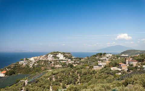 Villa Felicia: Blau, Horizont, Natürliche Landschaft, Küste, Küsten Und Ozeanische Forms, Meer, Landschaft, Wohngebiet, Ozean, Menschliche Siedlung