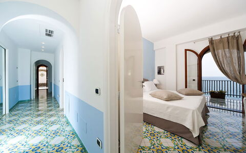 Villa Heart: Flooring, Interior Design, Fussboden, Zimmer, Decke, Schlafzimmer, Hotel, Resort, Holzbeize, Holzboden