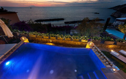 Villa Heart: Blau, Wasser, Schwimmbad, Meer, Resort, Küste, Nacht, Ozean, Eco Hotel, Hotel